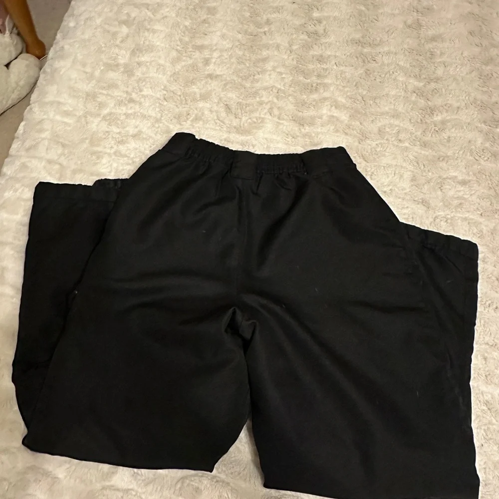 Arctic Quest stylish black